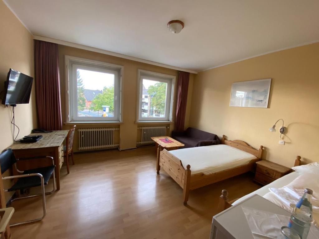 Taverna Hotel Roemerkrug Ганновер Экстерьер фото